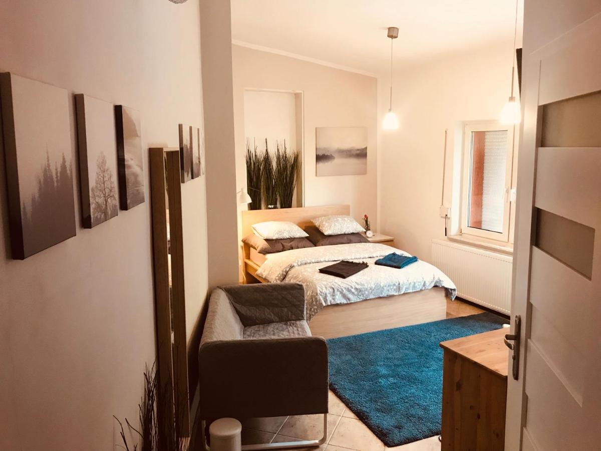 Apartament Starowka Зелена Гура Екстер'єр фото